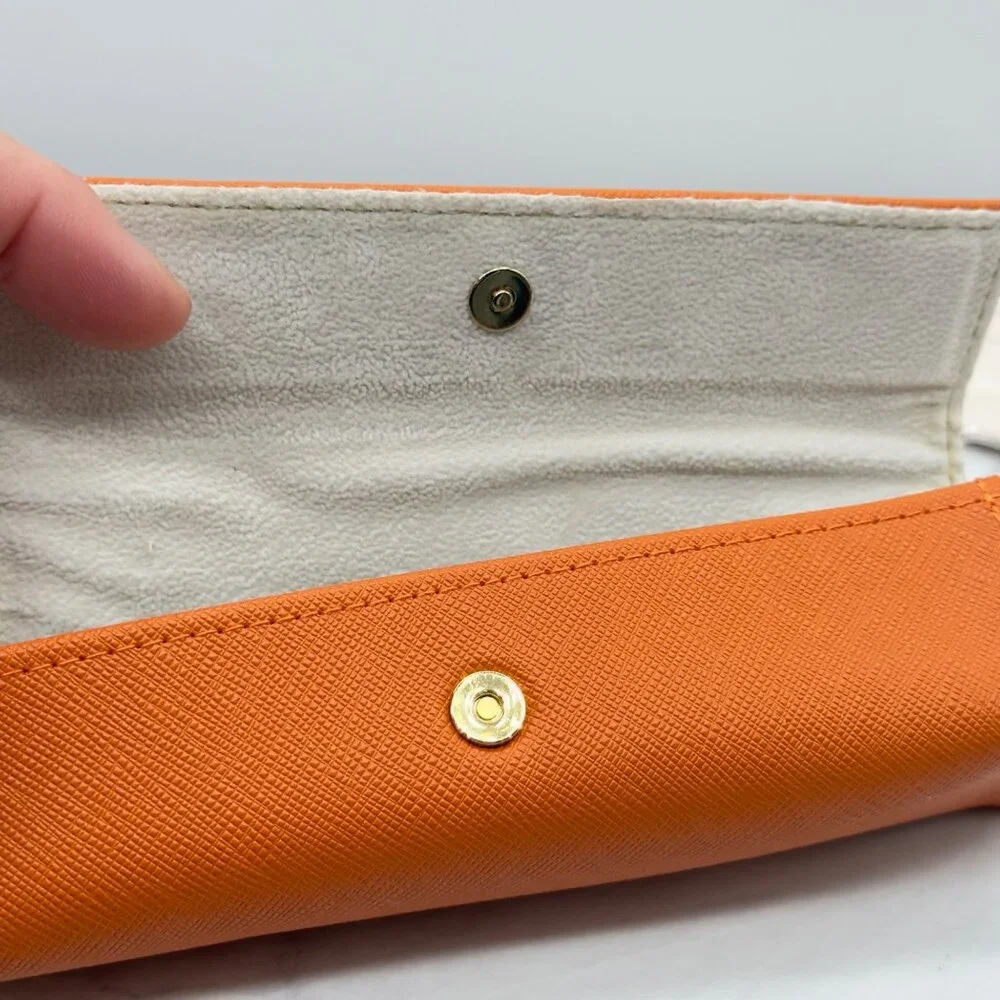 Tori Burch Orange Semi Hard Small Magnetic Flip Top Sunglasses Case